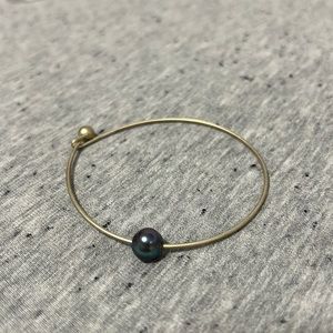 Pearl bangle